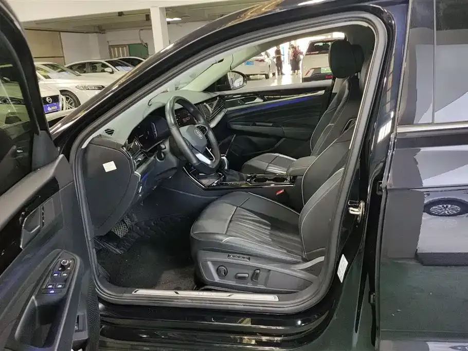 Volkswagen Passat — фото 4