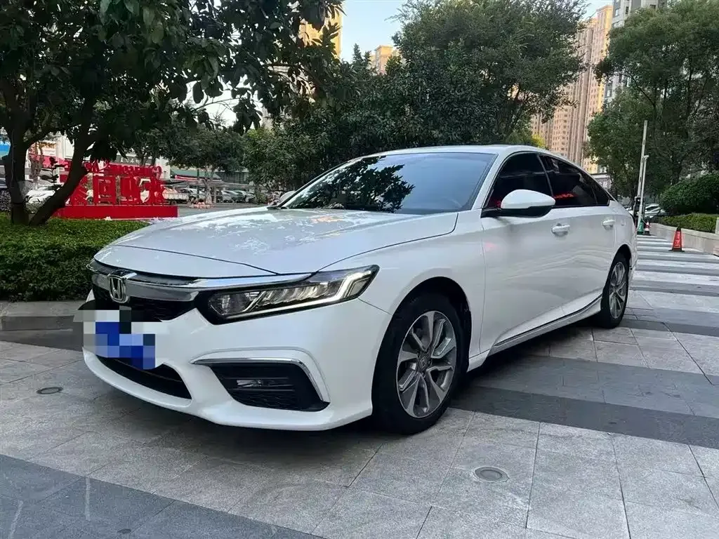 Honda Inspire — фото 1