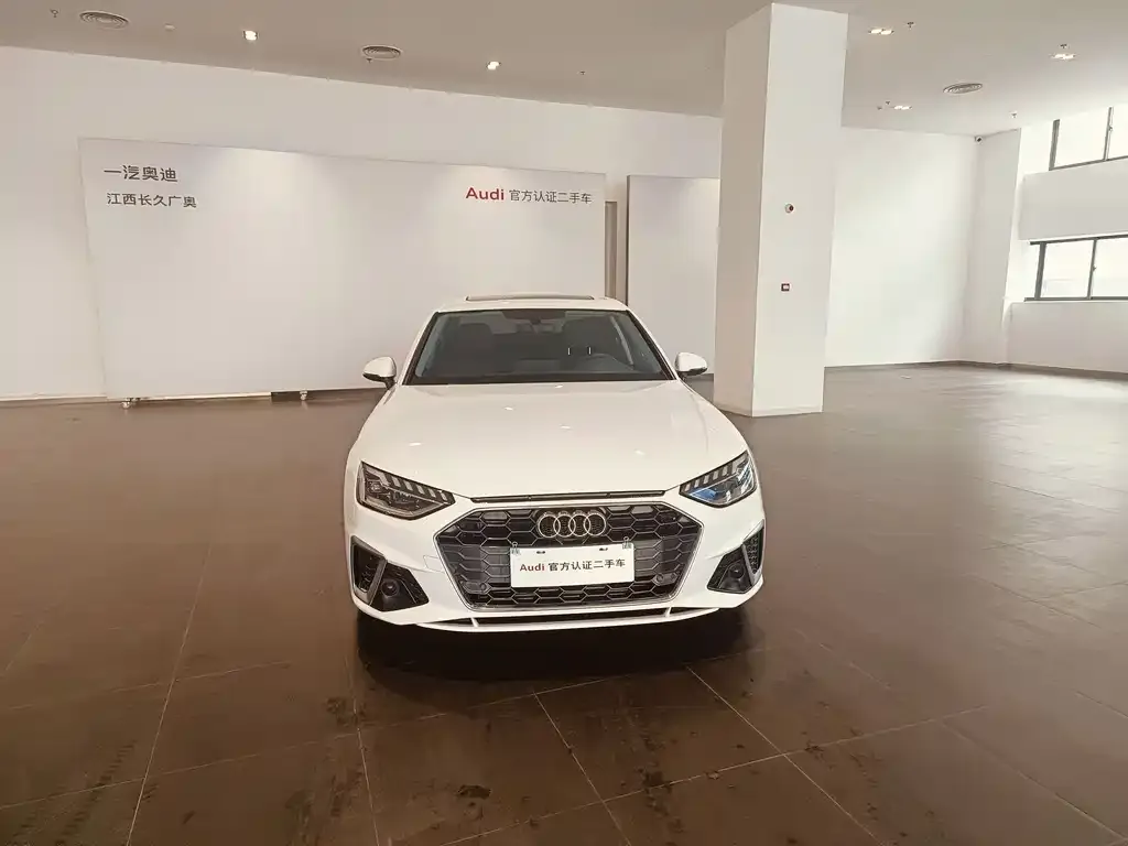 Audi A4L 2024 из CN, фото 3