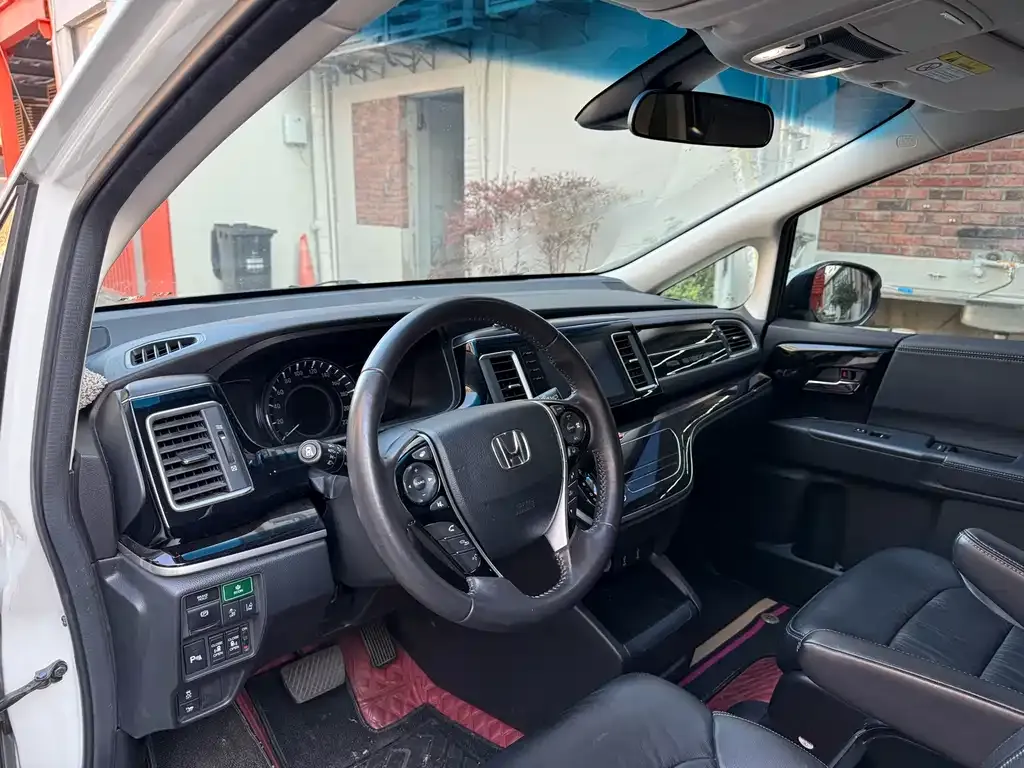 Honda Elysion 2021 из CN, фото 6
