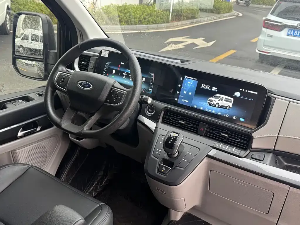 Ford Transit T8 2025 из CN, фото 5