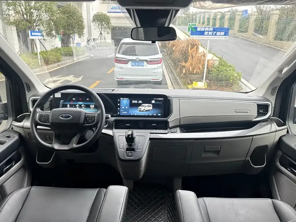 Ford Transit T8 2025 из CN, фото 9
