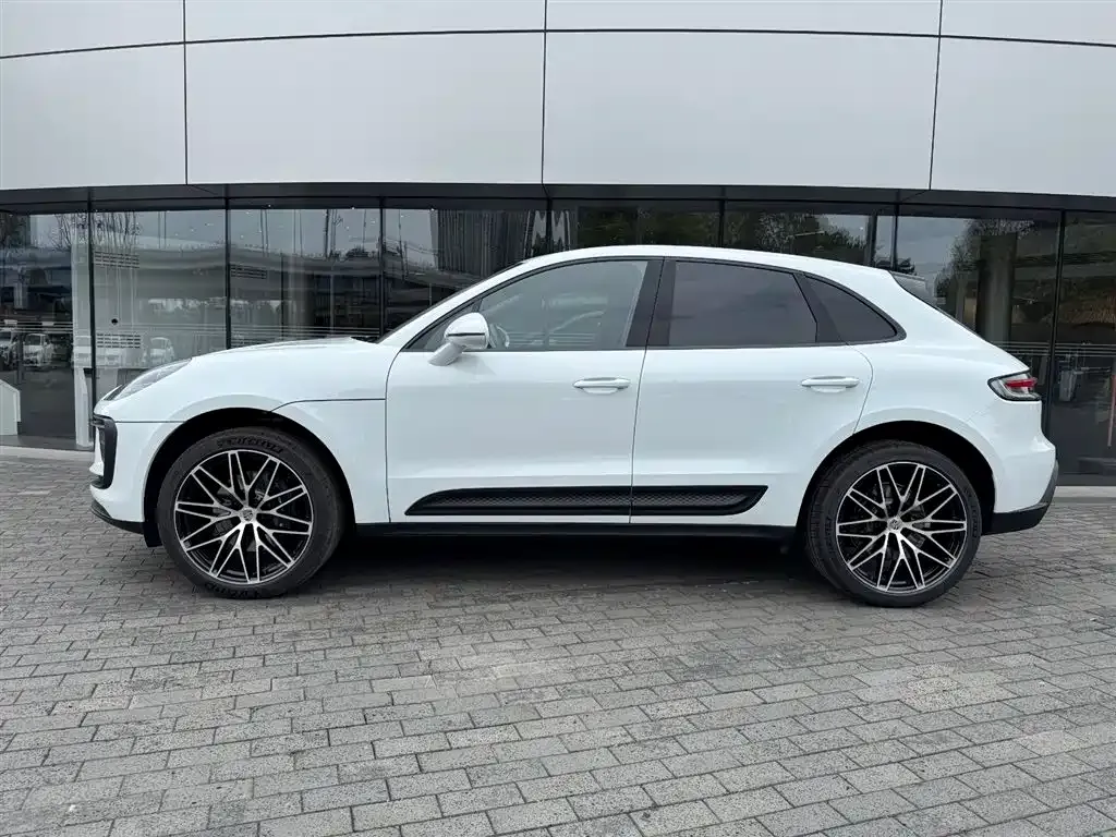 Porsche Macan — фото 6