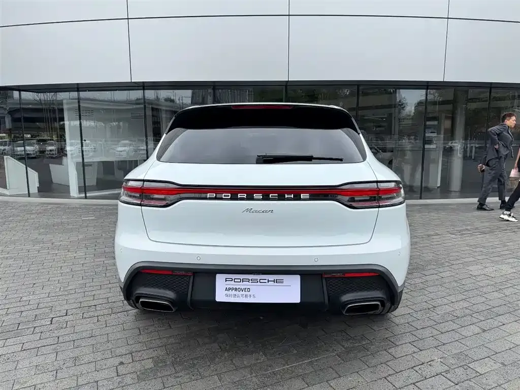 Porsche Macan — фото 10