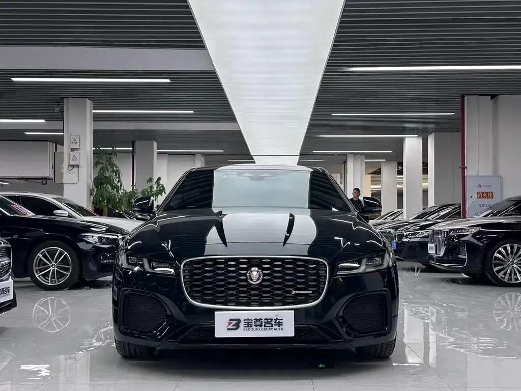 Jaguar XFL 2022 из CN, фото 9