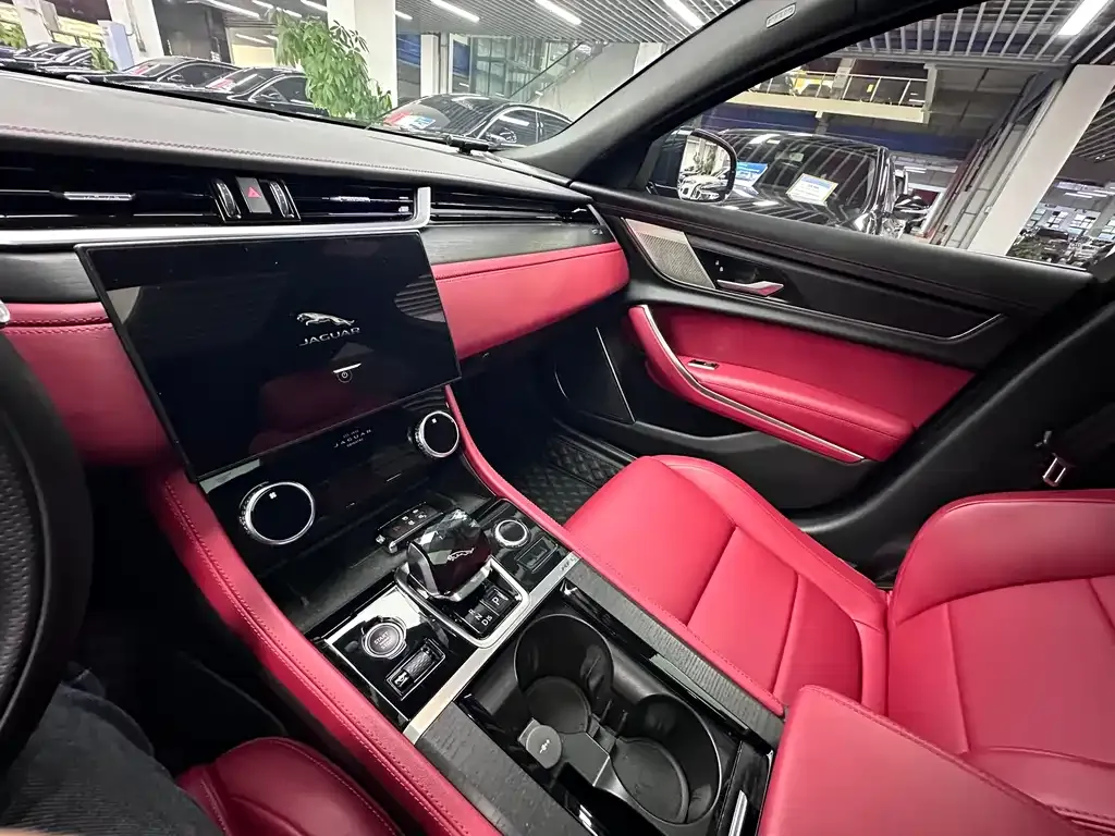 Jaguar XFL 2022 из CN, фото 2