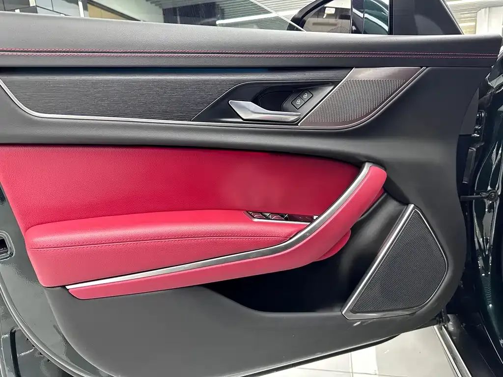 Jaguar XFL 2022 из CN, фото 7