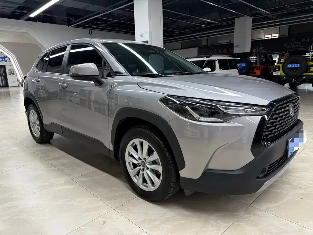 Toyota Corolla Cross — фото 3