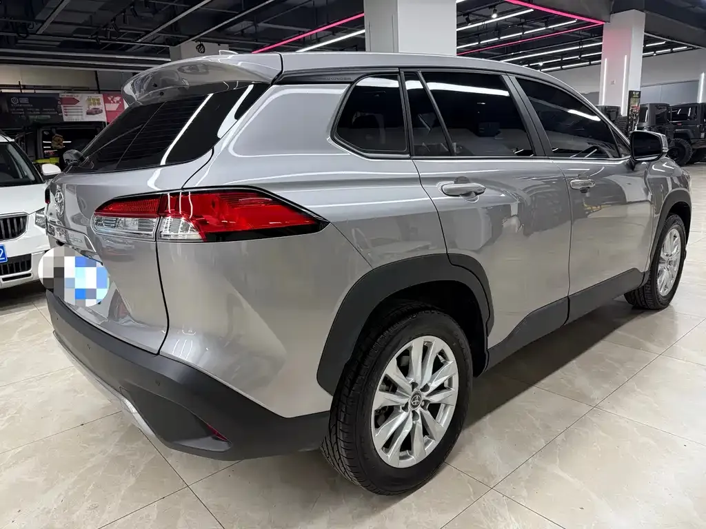 Toyota Corolla Cross — фото 4
