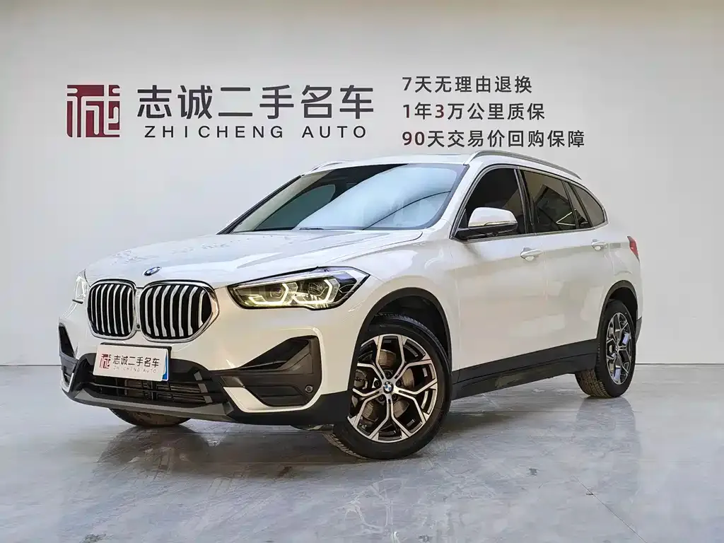 BMW X1 — фото 1