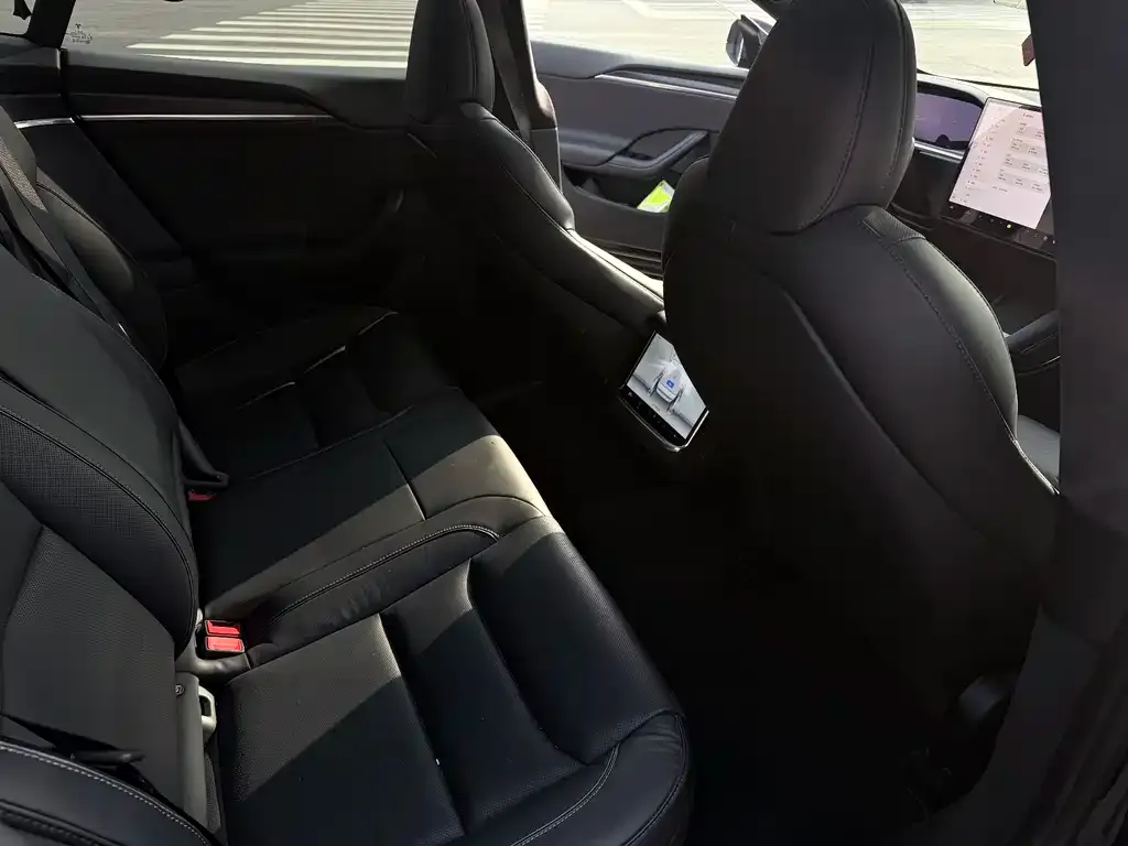 Tesla Model S 2023 из CN, фото 3