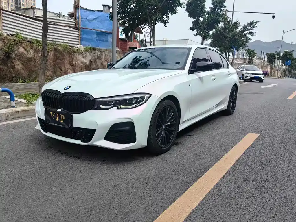 BMW 3 Series 2021 из CN, фото 1