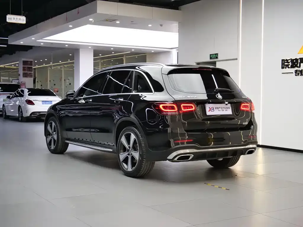 Mercedes-Benz GLC 2023 из CN, фото 9