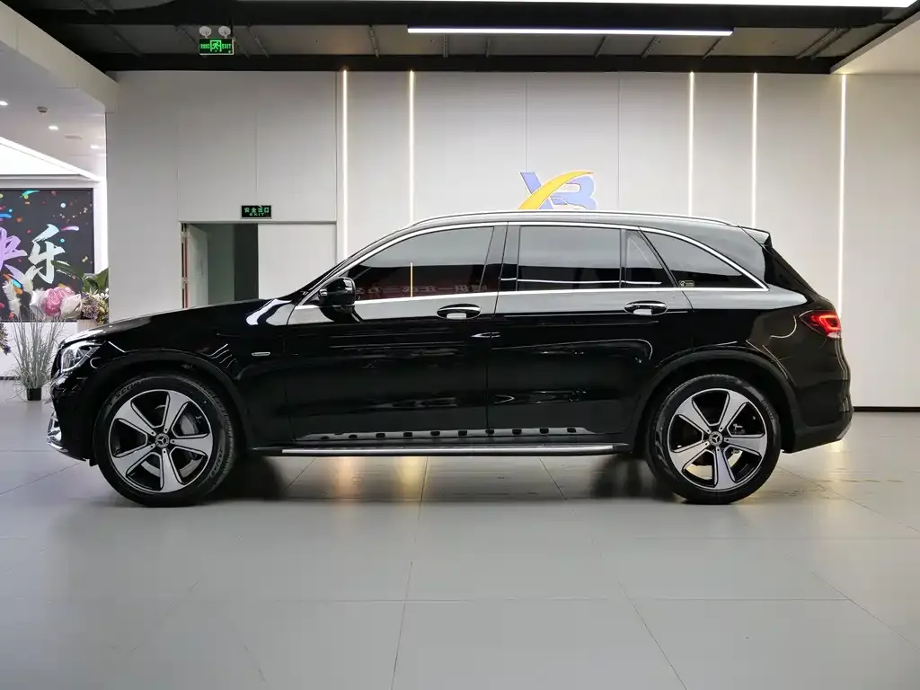 Mercedes-Benz GLC 2023 из CN, фото 2
