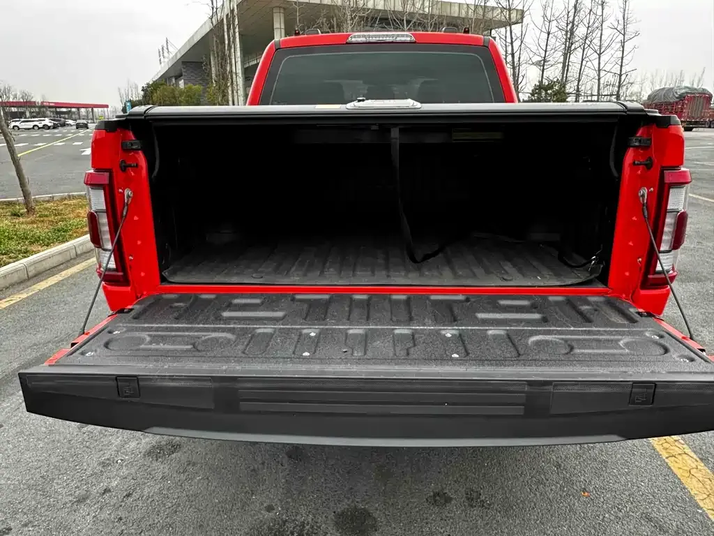 Ford F-150 Raptor — фото 5
