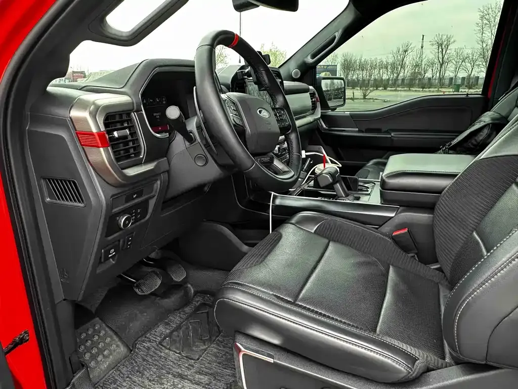 Ford F-150 Raptor — фото 10