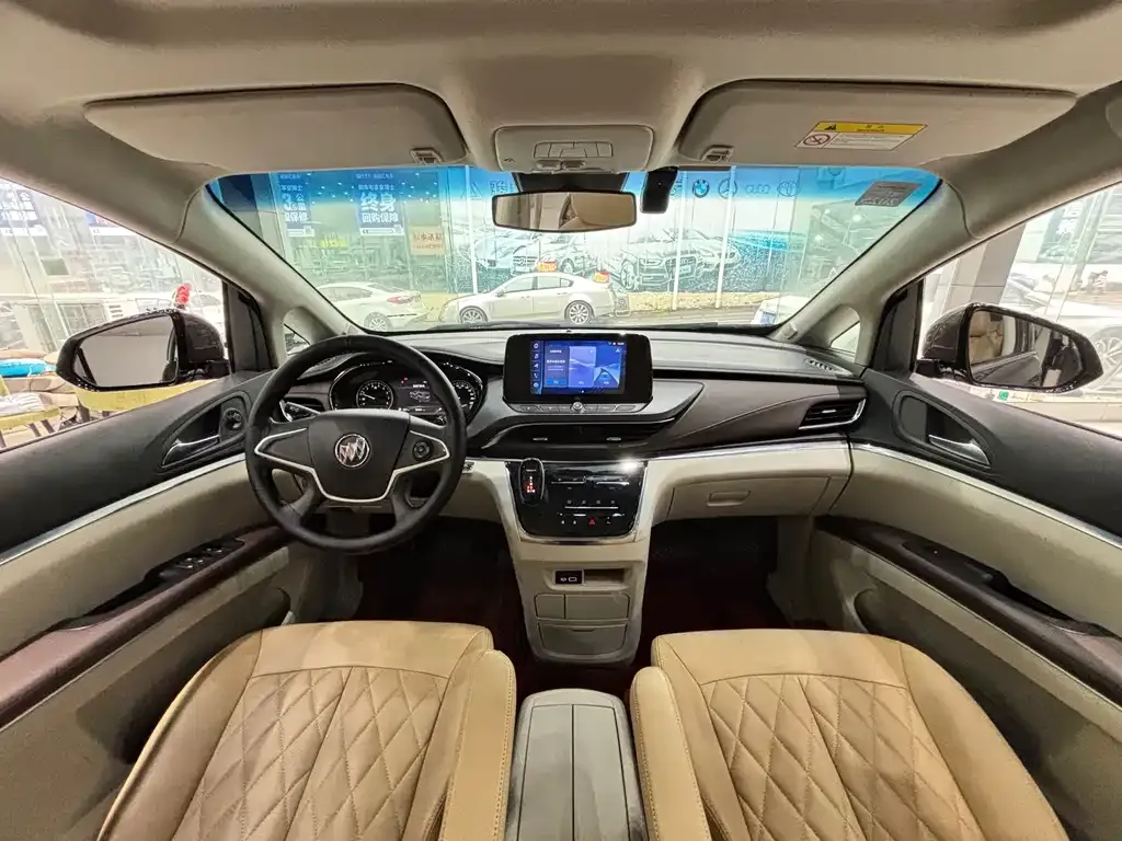 Buick GL8 2023 из CN, фото 8