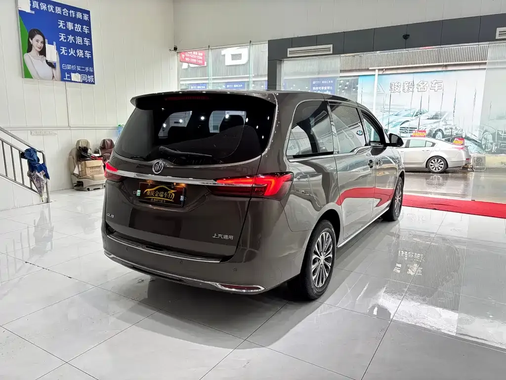 Buick GL8 2023 из CN, фото 4