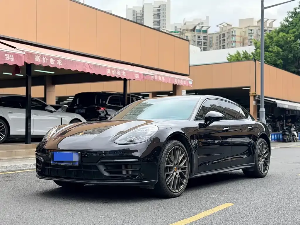 Porsche Panamera 2023 из CN, фото 1