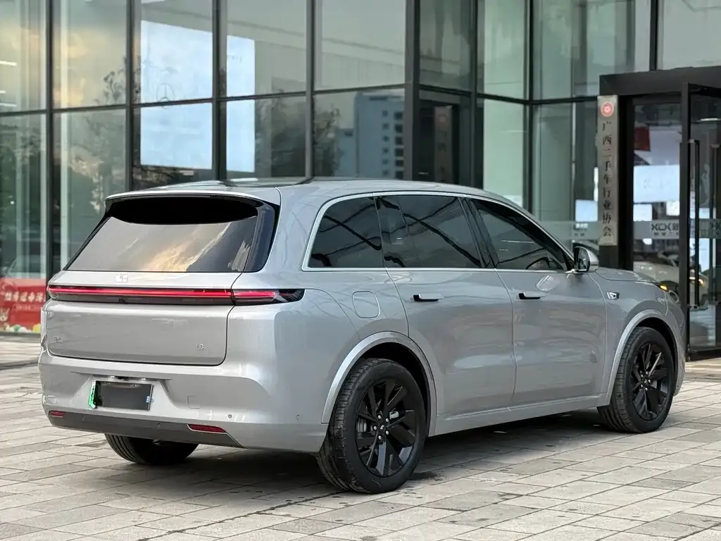 Li Auto L8 2023 из CN, фото 5