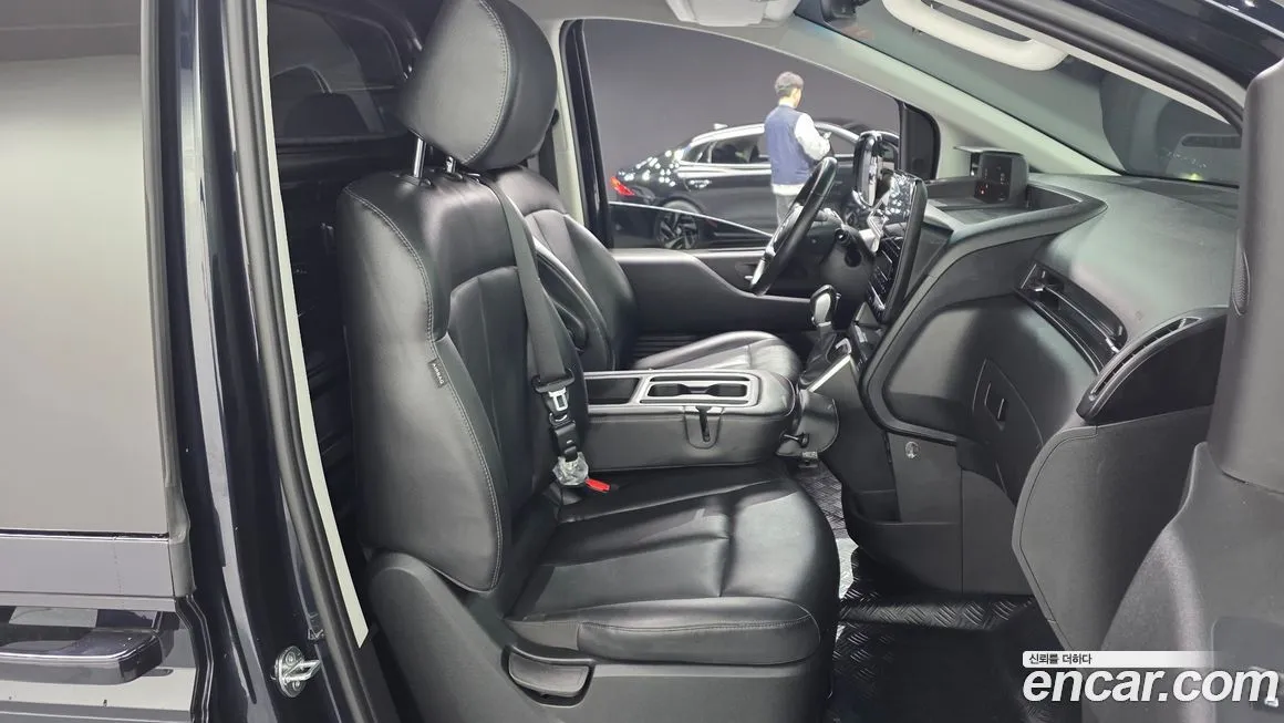 Hyundai Staria — фото 9