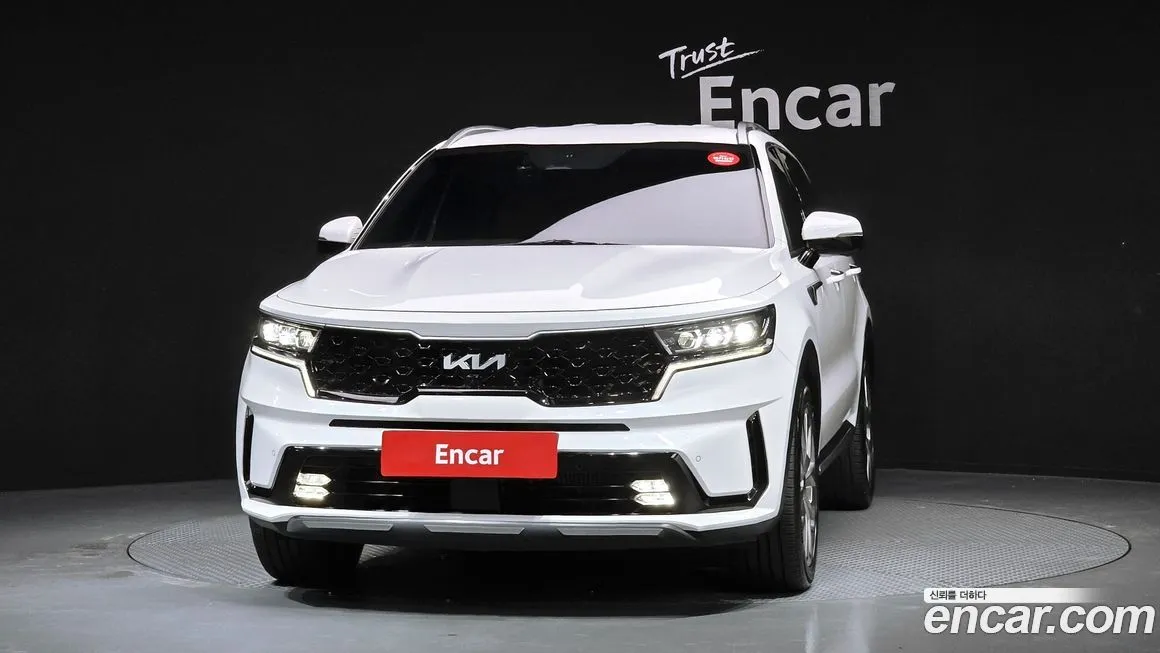 Kia Sorento — фото 6