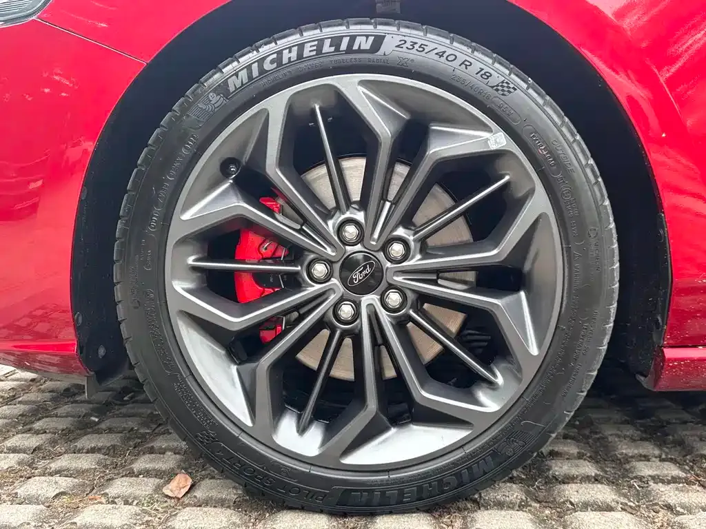 Ford Focus 2022 из CN, фото 4