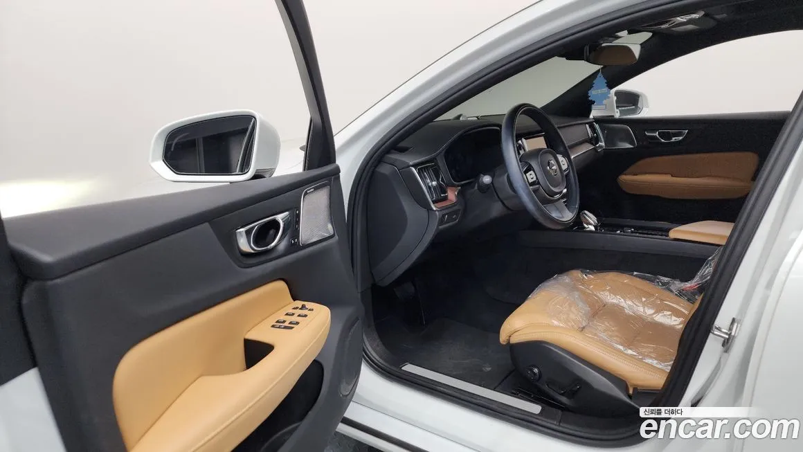 Volvo S60 2021 из KR, фото 8
