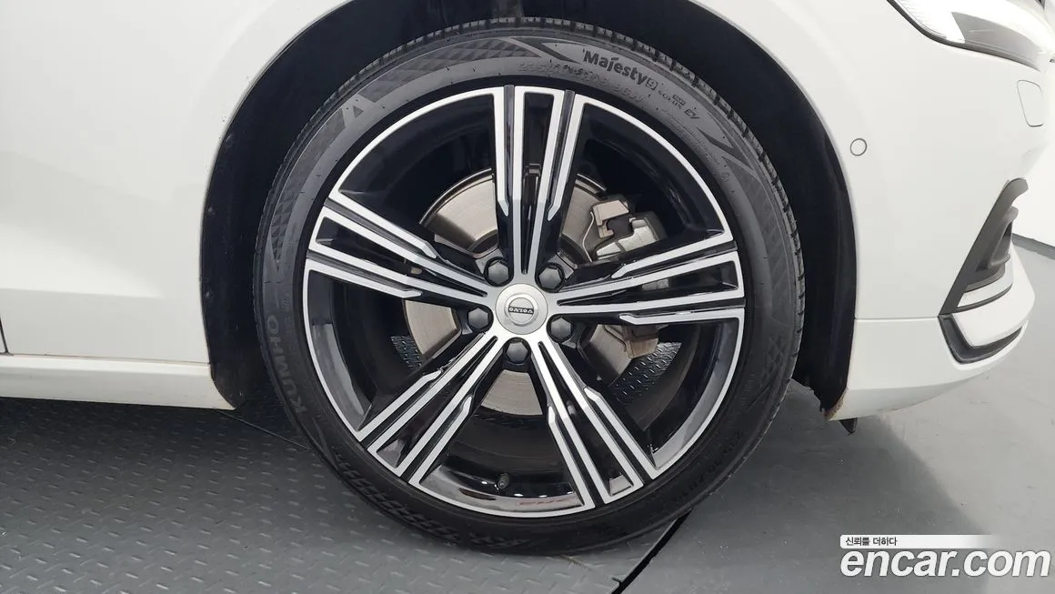 Volvo S60 2021 из KR, фото 3