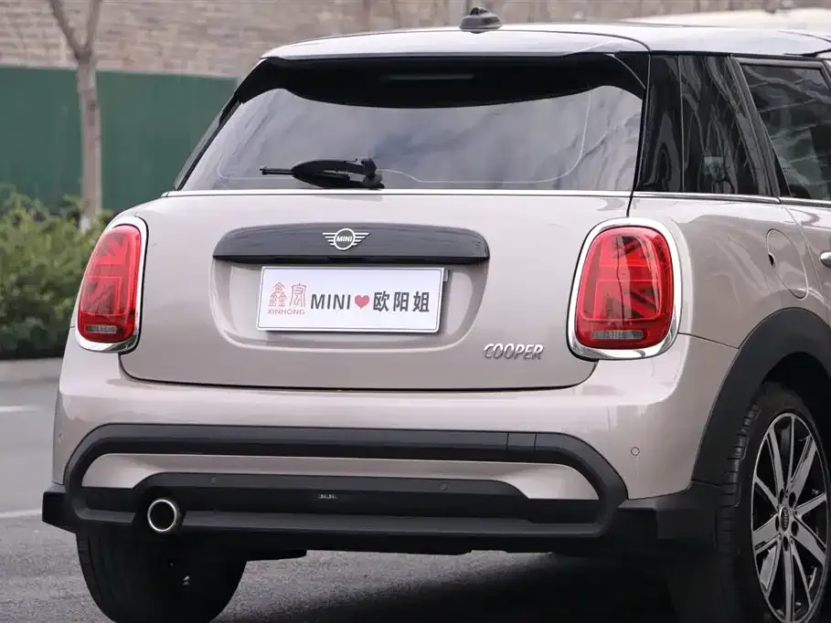 MINI Cooper (3-door) 2023 из CN, фото 6