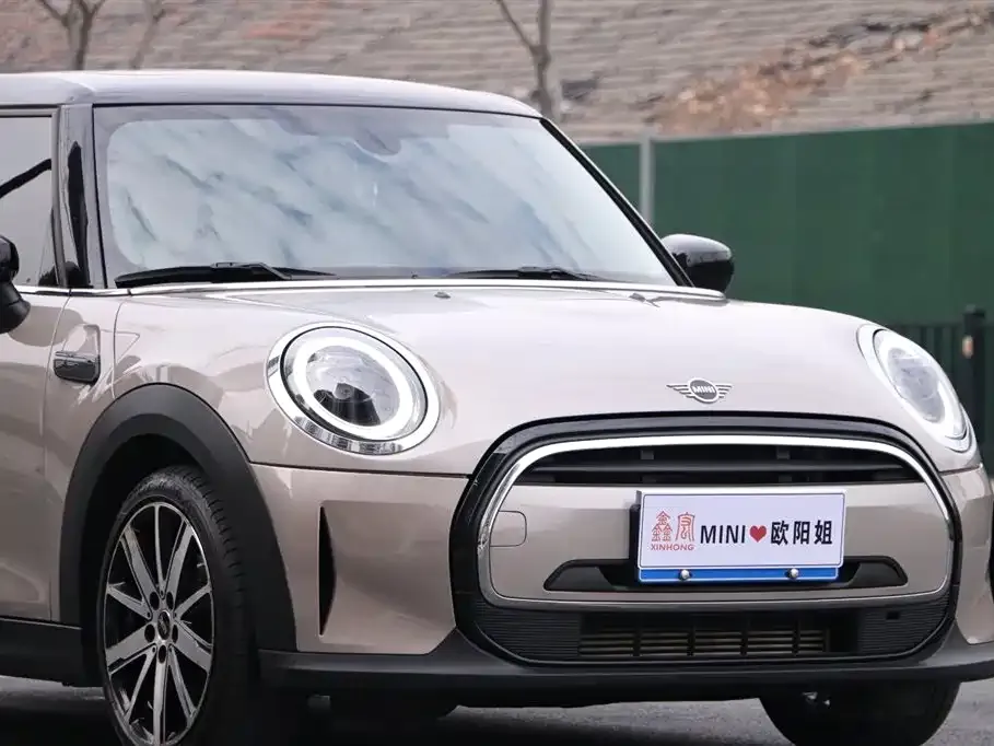 MINI Cooper (3-door) 2023 из CN, фото 3
