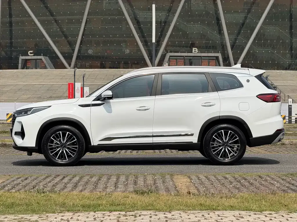 Chery Tiggo 8 PRO — фото 7