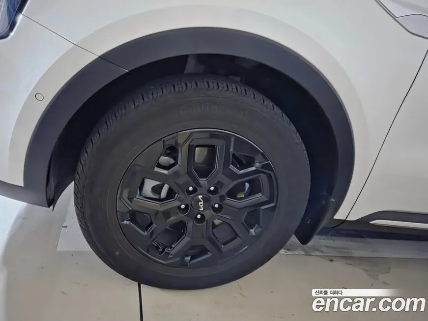 Kia Sorento — фото 6