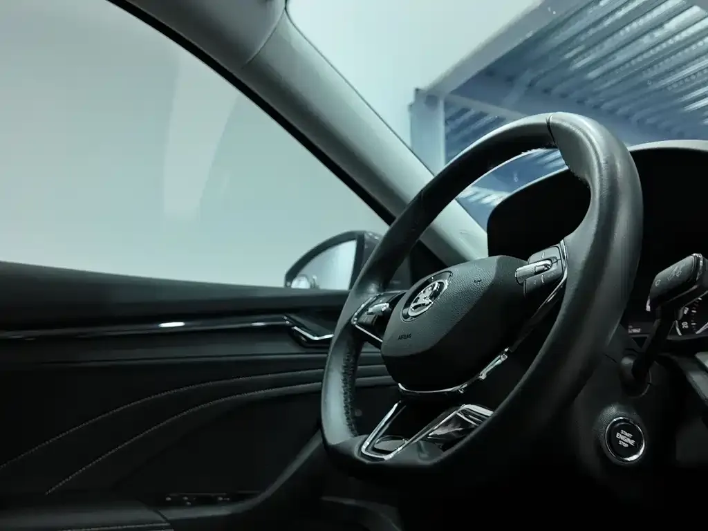 Skoda Octavia 2022 из CN, фото 7