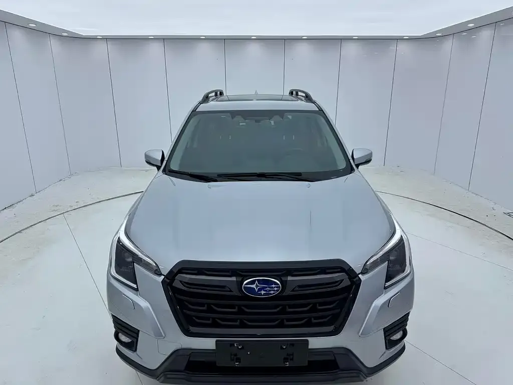 Subaru Forester 2022 из CN, фото 4