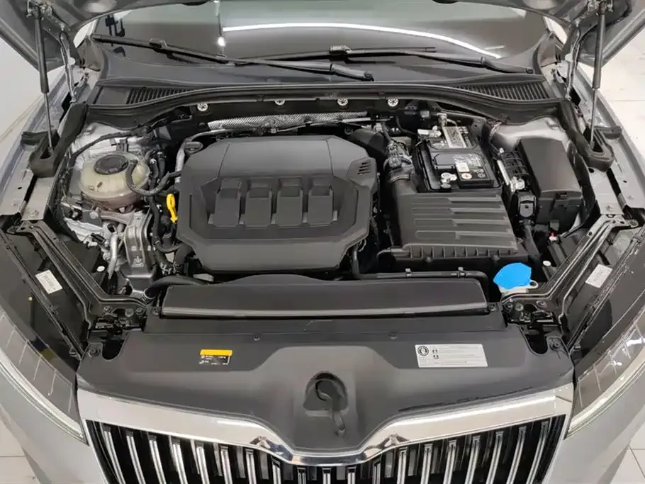 Skoda Superb 2021 из CN, фото 10