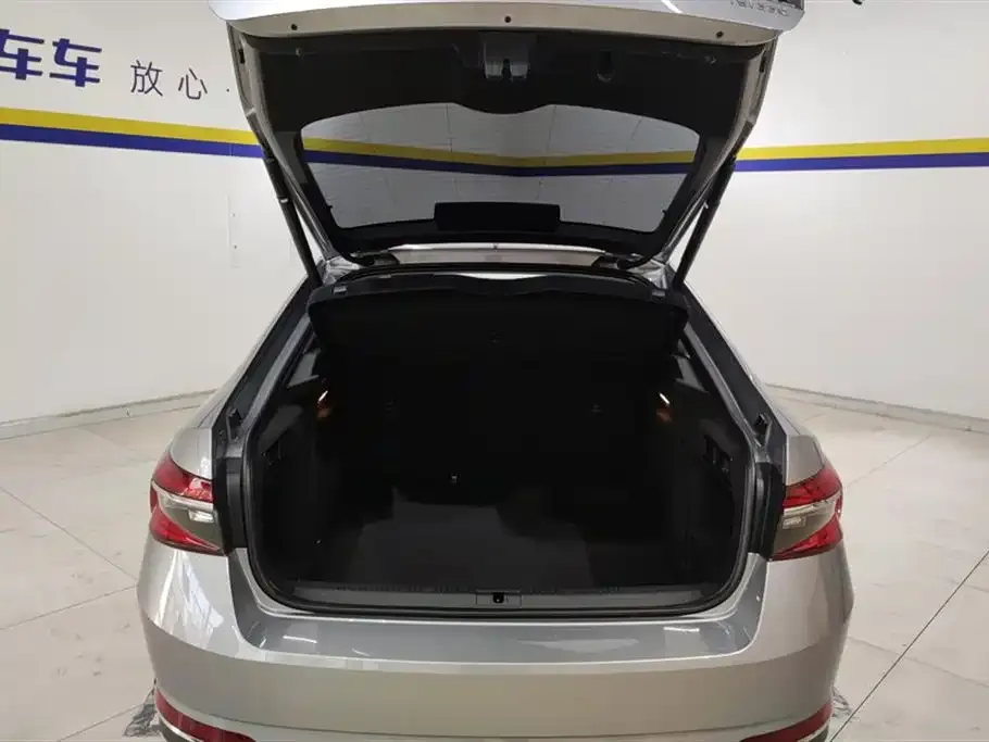 Skoda Superb 2021 из CN, фото 4