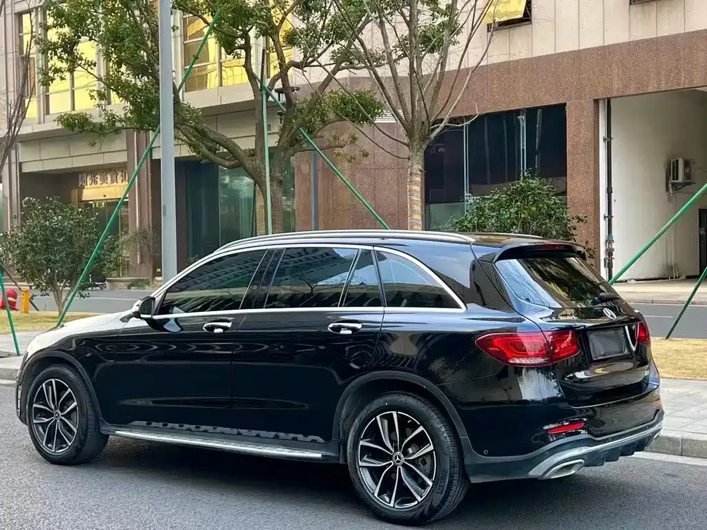 Mercedes-Benz GLC — фото 10