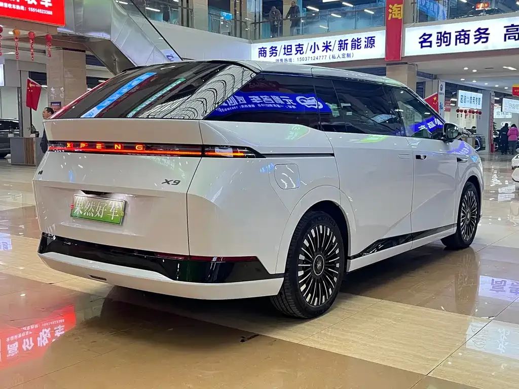 XPeng X9 2025 из CN, фото 9