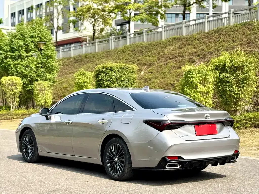 Toyota Avalon 2022 из CN, фото 10