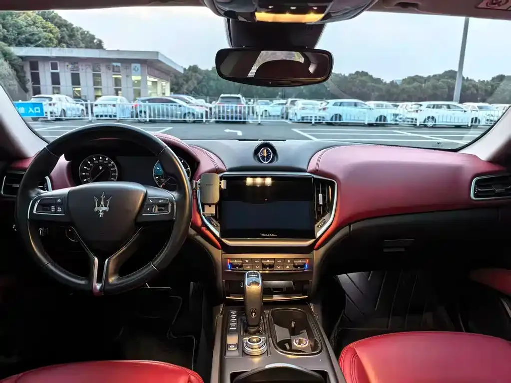 Maserati Ghibli 2021 из CN, фото 7