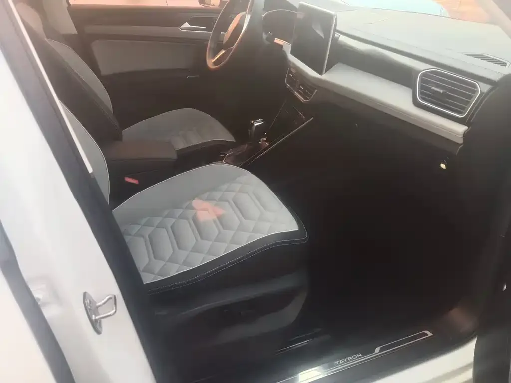 Volkswagen Tayron 2023 из CN, фото 3