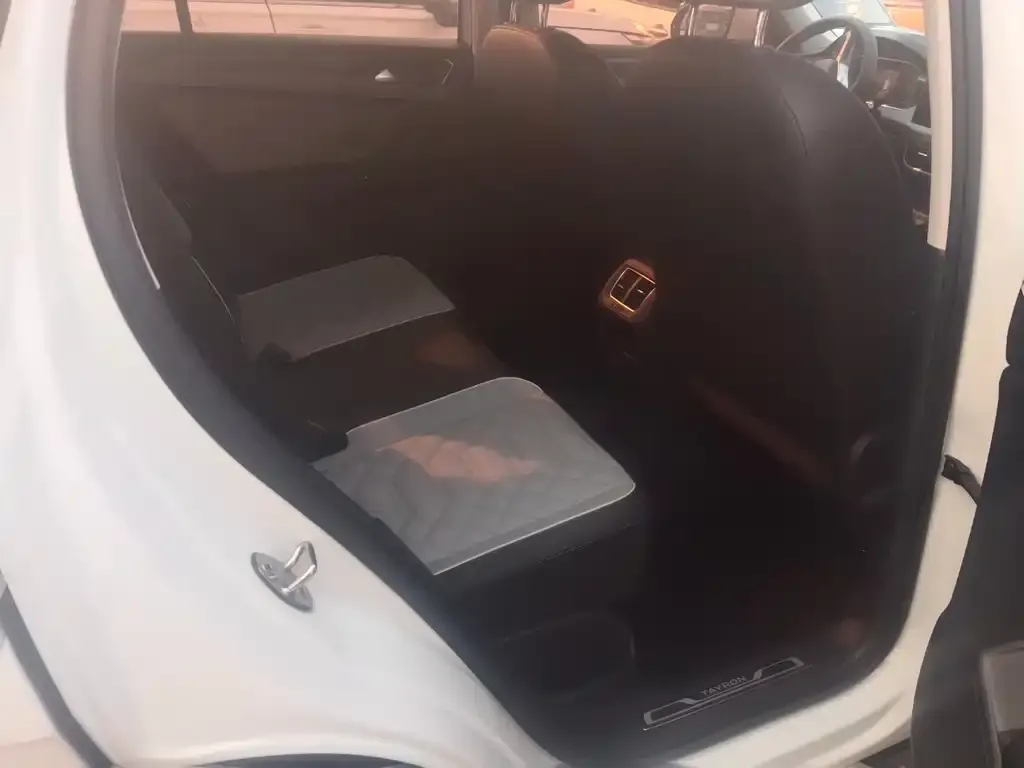 Volkswagen Tayron 2023 из CN, фото 8