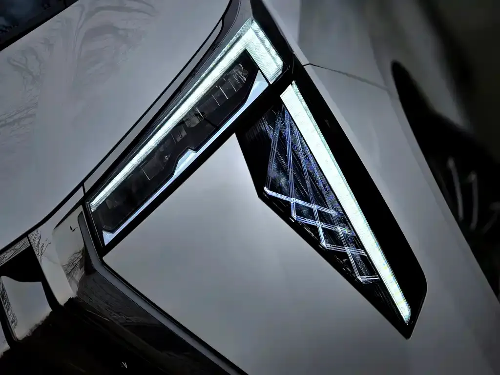 GAC Motor Trumpchi M8 — фото 3