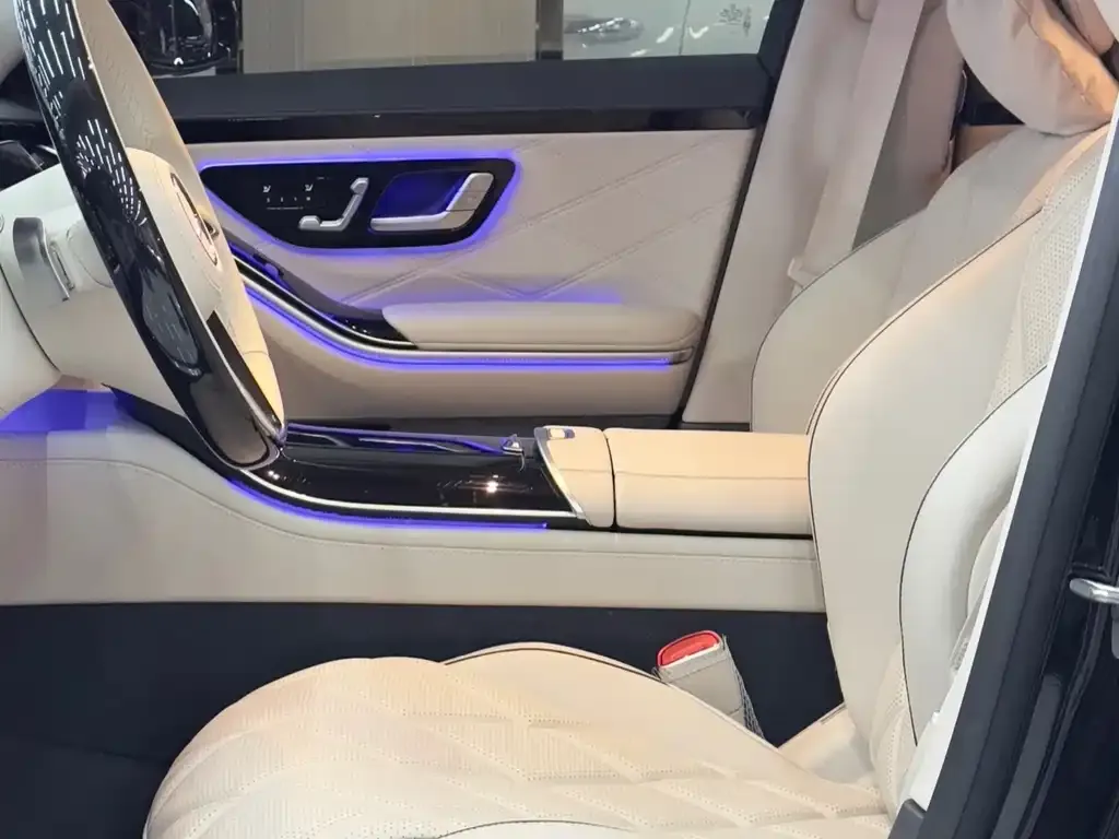 Mercedes-Benz S-Class 2024 из CN, фото 2