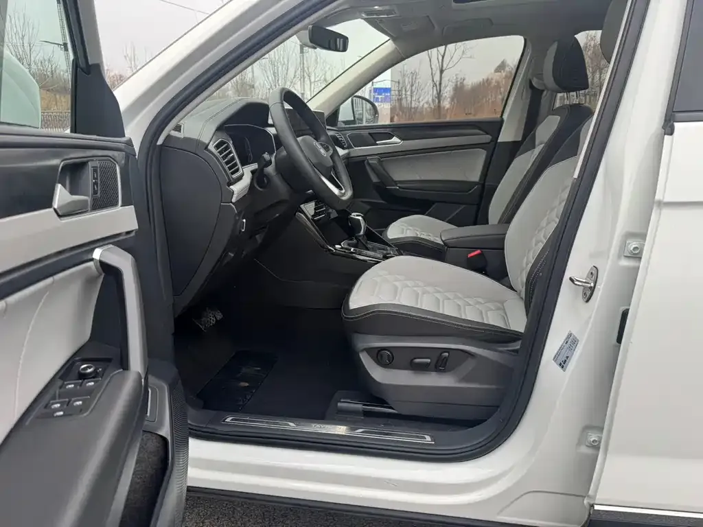 Volkswagen Tayron 2022 из CN, фото 5