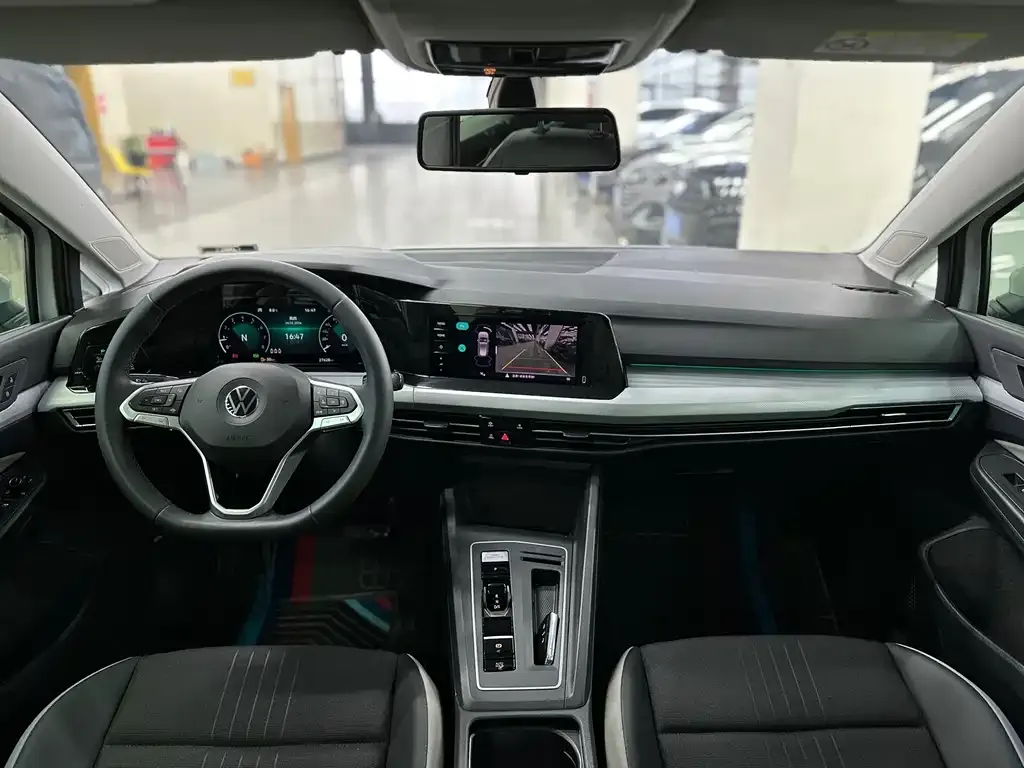 Volkswagen Golf 2022 из CN, фото 9