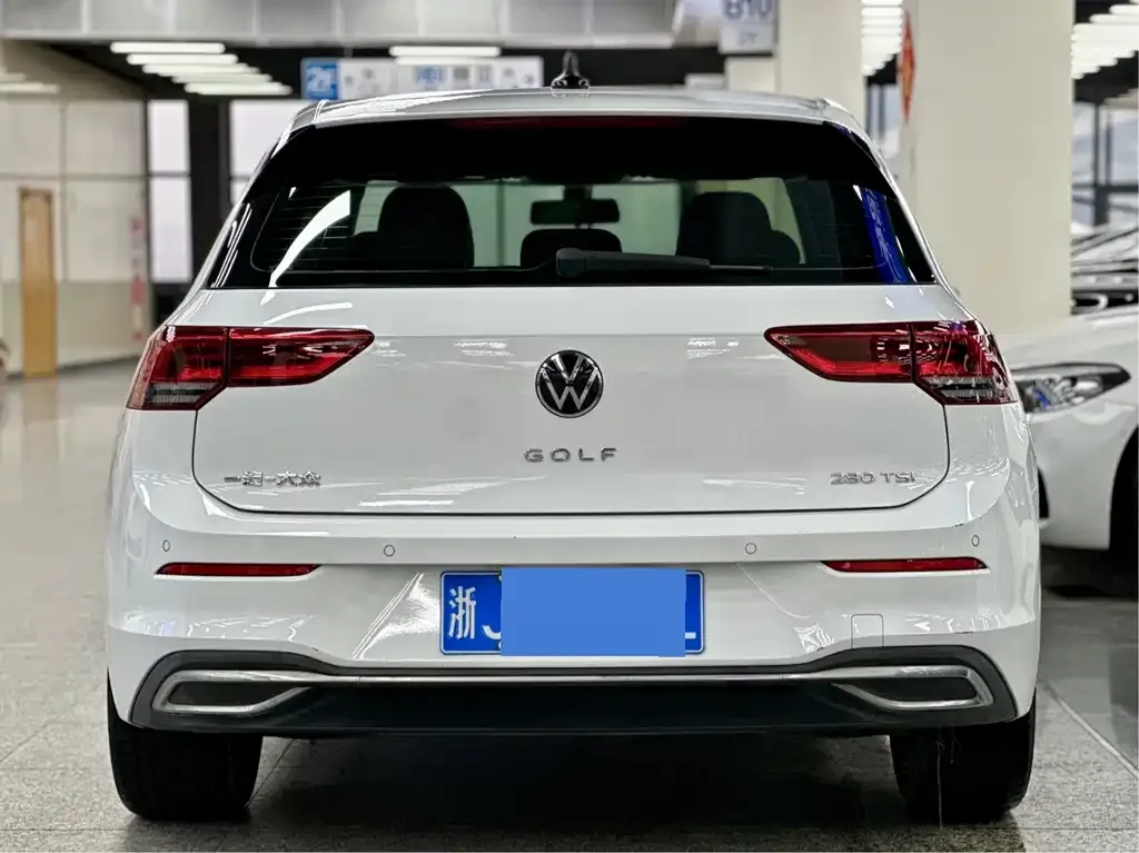 Volkswagen Golf 2022 из CN, фото 7