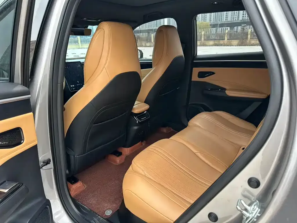 Geely Galaxy L7 2023 из CN, фото 4