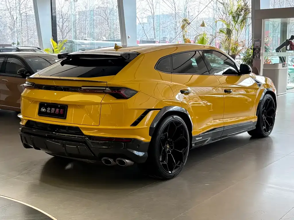 Lamborghini Urus 2024 из CN, фото 9